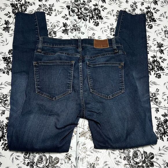 Madewell 9" High-Rise Roadtripper Jeans Waterford Wash Raw-Hem Size 25 - Picture 3 of 7
